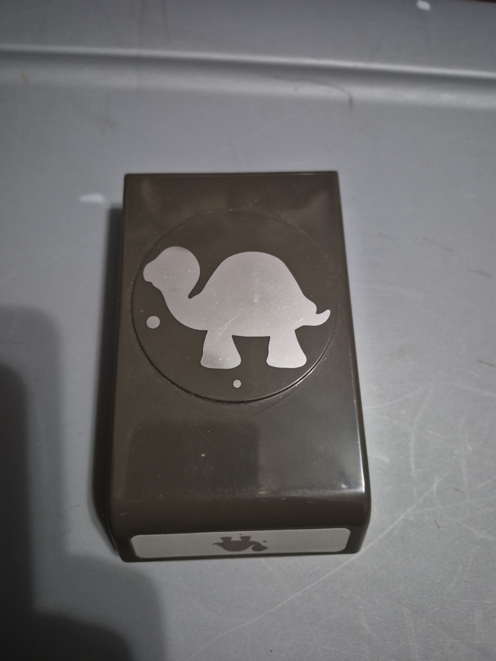 Stampin' Up! Turtle Motif Reptile Accessory in Dark Brown